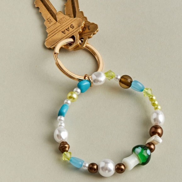 Beaded Pearl Keychain